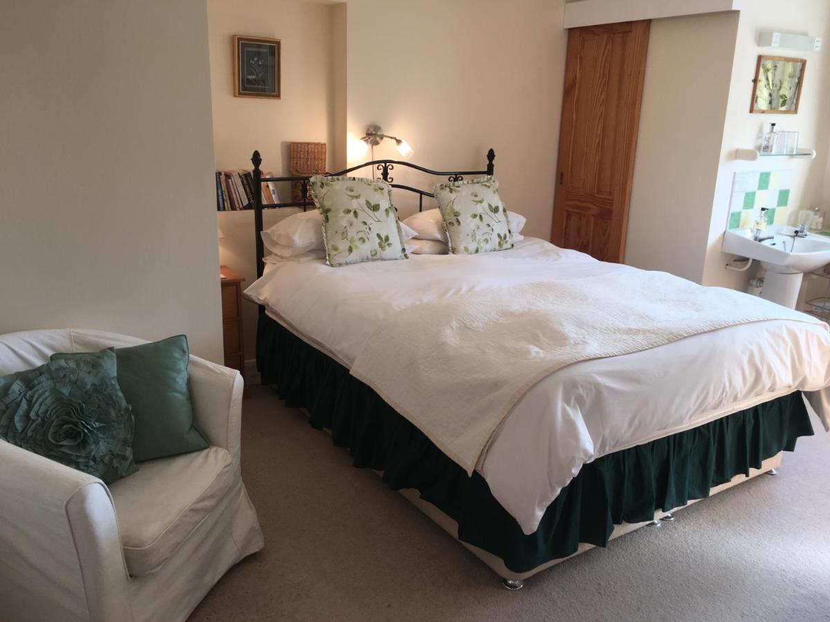 Bed and Breakfast The Poplars Newbold on Stour Exterior foto